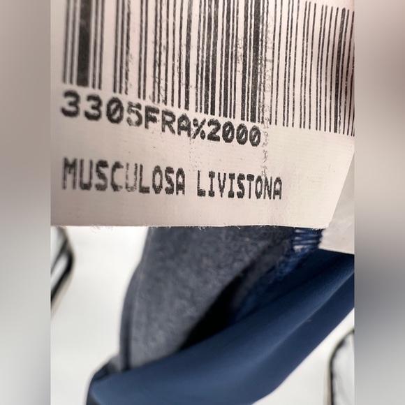 EUC Las Pepas High-Low Tank Top - Picture 9 of 10